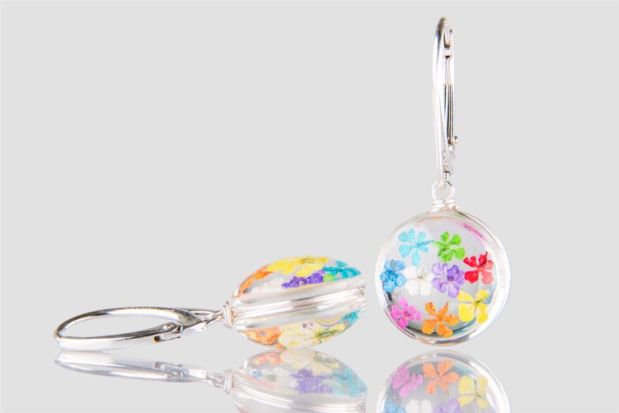 Intretinerea colectiei de bijuterii din argint poate fi floare la ureche. Tine cont de aceste sfaturi!