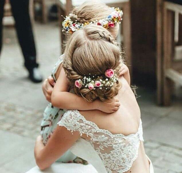 Cum poti purta florile ca accesorii de marca personala?