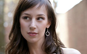 Pierzi des un cercel?